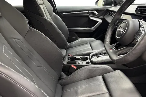 DK25XHS Audi A3 Black Edition 35 TFSI  150 PS S tronic Thumbnail #10