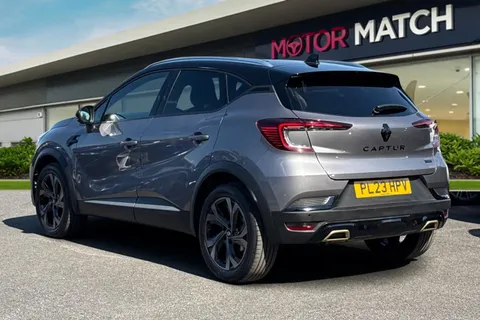 PL23HPV Renault Captur 1.6 E-TECH E-Tech engineered Auto Euro 6 (s/s) 5dr Thumbnail #3