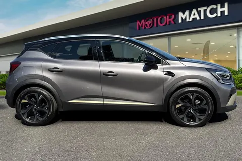 PL23HPV Renault Captur 1.6 E-TECH E-Tech engineered Auto Euro 6 (s/s) 5dr Thumbnail #4