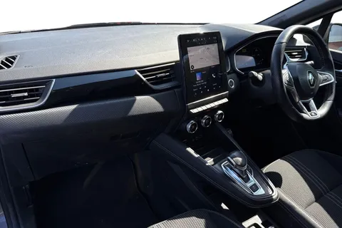 PL23HPV Renault Captur 1.6 E-TECH E-Tech engineered Auto Euro 6 (s/s) 5dr Thumbnail #10