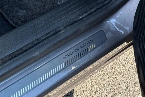 PL23HPV Renault Captur 1.6 E-TECH E-Tech engineered Auto Euro 6 (s/s) 5dr Thumbnail #32