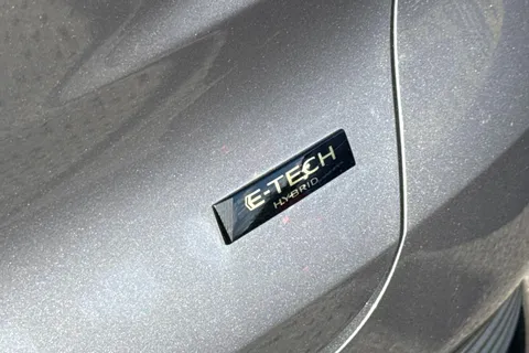 PL23HPV Renault Captur 1.6 E-TECH E-Tech engineered Auto Euro 6 (s/s) 5dr Thumbnail #35