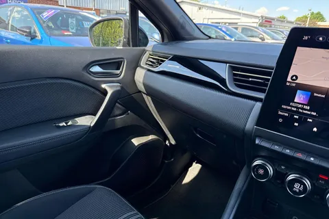 PL23HPV Renault Captur 1.6 E-TECH E-Tech engineered Auto Euro 6 (s/s) 5dr Thumbnail #41