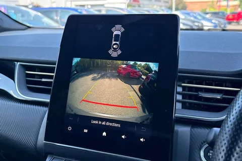 PL23HPV Renault Captur 1.6 E-TECH E-Tech engineered Auto Euro 6 (s/s) 5dr Thumbnail #48