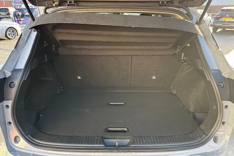 SH22LYK Nissan Qashqai 1.3 DIG-T MHEV N-Connecta Euro 6 (s/s) 5dr Thumbnail #8