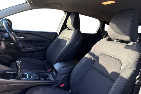 SH22LYK Nissan Qashqai 1.3 DIG-T MHEV N-Connecta Euro 6 (s/s) 5dr Thumbnail #17