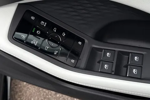 PJ25JXO Audi A5 Avant S line TFSI 150 PS S tronic Thumbnail #21