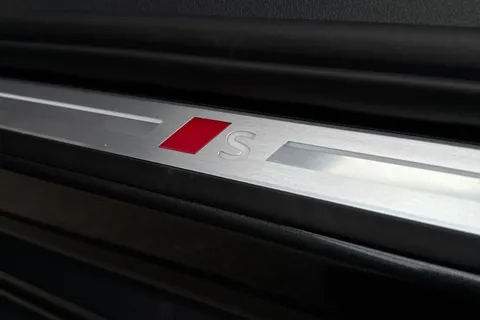 PJ25JXO Audi A5 Avant S line TFSI 150 PS S tronic Thumbnail #35