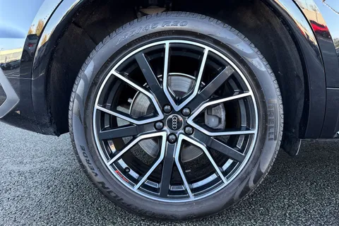 GX74VWP Audi Q5 Black Edition 50 TFSI e quattro 299 PS S tronic Thumbnail #11