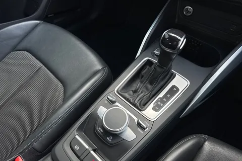 LV72DHP Audi Q2 S line 35 TFSI  150 PS S tronic Thumbnail #24