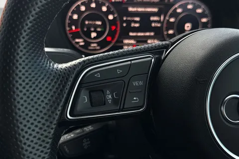 LV72DHP Audi Q2 S line 35 TFSI  150 PS S tronic Thumbnail #39