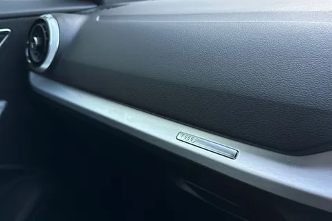 LV72DHP Audi Q2 S line 35 TFSI  150 PS S tronic Thumbnail #53