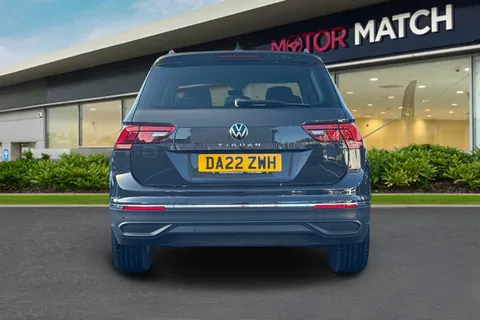 DA22ZWH Volkswagen Tiguan 1.5 TSI Life DSG Euro 6 (s/s) 5dr Thumbnail #5