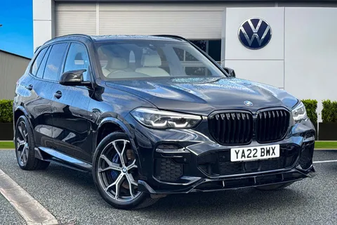 YA22BWX BMW X5 3.0 30d MHT M Sport Auto xDrive Euro 6 (s/s) 5dr Thumbnail #2