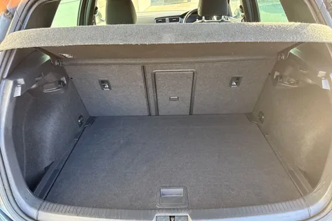 7 of 63 for Volkswagen Golf 2.0 TDI GTD Euro 6 (s/s) 5dr