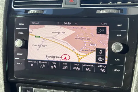 17 of 63 for Volkswagen Golf 2.0 TDI GTD Euro 6 (s/s) 5dr