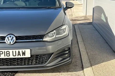 28 of 63 for Volkswagen Golf 2.0 TDI GTD Euro 6 (s/s) 5dr