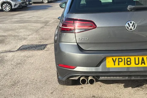 30 of 63 for Volkswagen Golf 2.0 TDI GTD Euro 6 (s/s) 5dr