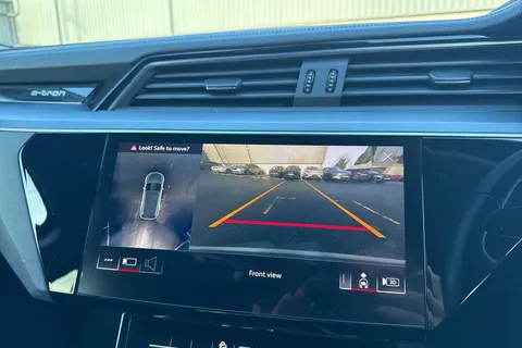 34 of 54 for Audi e-tron 50 Technik Auto quattro 5dr 71.2kWh (11kW Charger)