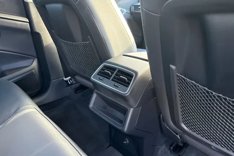 50 of 54 for Audi e-tron 50 Technik Auto quattro 5dr 71.2kWh (11kW Charger)