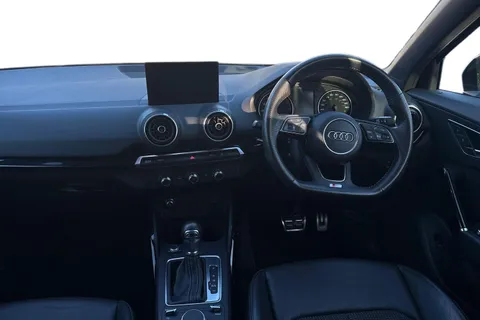 PK70RYZ Audi Q2 2.0 TFSI 40 Black Edition S Tronic quattro Euro 6 (s/s) 5dr Thumbnail #14