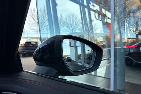  Audi A5 Avant 2.0 TDI Edition 1 S Tronic quattro Euro 6 (s/s) 5dr Thumbnail #18