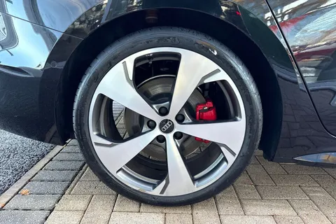  Audi A5 Avant 2.0 TDI Edition 1 S Tronic quattro Euro 6 (s/s) 5dr Thumbnail #23