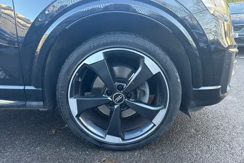 PK70RYZ Audi Q2 2.0 TFSI 40 Black Edition S Tronic quattro Euro 6 (s/s) 5dr Thumbnail #23