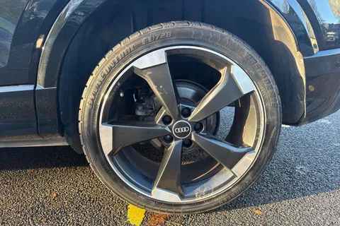 PK70RYZ Audi Q2 2.0 TFSI 40 Black Edition S Tronic quattro Euro 6 (s/s) 5dr Thumbnail #25