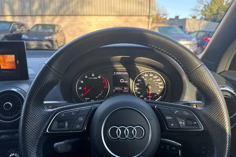 PK70RYZ Audi Q2 2.0 TFSI 40 Black Edition S Tronic quattro Euro 6 (s/s) 5dr Thumbnail #28