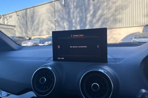 PK70RYZ Audi Q2 2.0 TFSI 40 Black Edition S Tronic quattro Euro 6 (s/s) 5dr Thumbnail #34