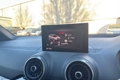 PK70RYZ Audi Q2 2.0 TFSI 40 Black Edition S Tronic quattro Euro 6 (s/s) 5dr Thumbnail #37