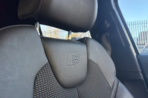 PK70RYZ Audi Q2 2.0 TFSI 40 Black Edition S Tronic quattro Euro 6 (s/s) 5dr Thumbnail #39