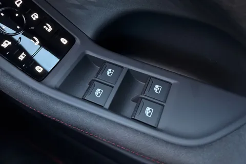  Audi A5 Avant 2.0 TDI Edition 1 S Tronic quattro Euro 6 (s/s) 5dr Thumbnail #42