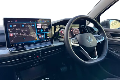 DF25AOR Volkswagen Golf 1.5 TSI 204 Style eHybrid 5dr DSG | ACC | Navigation Thumbnail #18