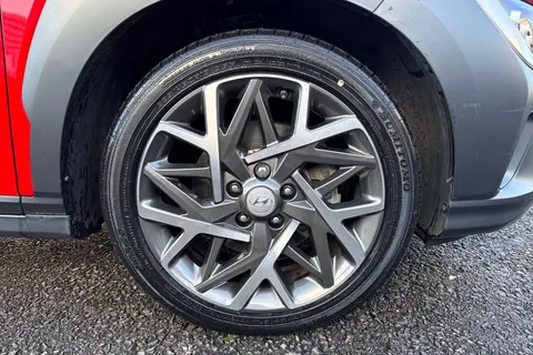 BG72AEM Hyundai Kona 1.6 h-GDi Ultimate DCT Euro 6 (s/s) 5dr Thumbnail #25