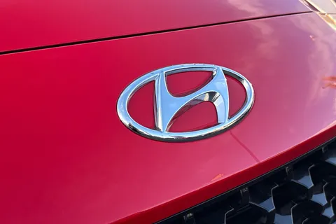 BG72AEM Hyundai Kona 1.6 h-GDi Ultimate DCT Euro 6 (s/s) 5dr Thumbnail #27