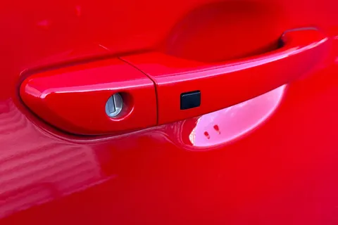 BG72AEM Hyundai Kona 1.6 h-GDi Ultimate DCT Euro 6 (s/s) 5dr Thumbnail #29