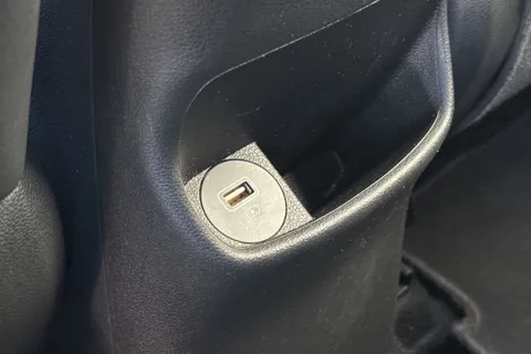 BG72AEM Hyundai Kona 1.6 h-GDi Ultimate DCT Euro 6 (s/s) 5dr Thumbnail #36