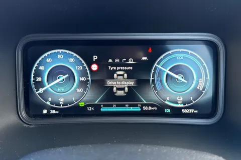 BG72AEM Hyundai Kona 1.6 h-GDi Ultimate DCT Euro 6 (s/s) 5dr Thumbnail #46