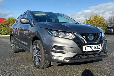 YT70HXD Nissan Qashqai 1.3 DIG-T N-Connecta DCT Auto Euro 6 (s/s) 5dr Thumbnail #18
