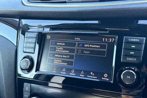 YT70HXD Nissan Qashqai 1.3 DIG-T N-Connecta DCT Auto Euro 6 (s/s) 5dr Thumbnail #49