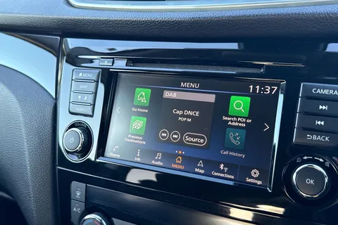 YT70HXD Nissan Qashqai 1.3 DIG-T N-Connecta DCT Auto Euro 6 (s/s) 5dr Thumbnail #51