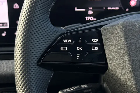 KY25EFM Audi A6 Saloon 2.0 TDI Launch Edition Plus Saloon 4dr Diesel S Tronic quattro Euro 6 (s/s) (204 ps) Thumbnail #37