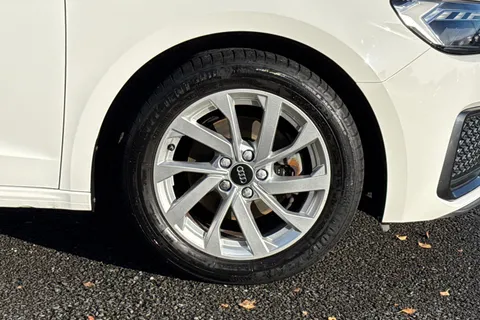 PJ72BRV Audi A1 1.0 TFSI 30 Sport Sportback Euro 6 (s/s) 5dr Thumbnail #11