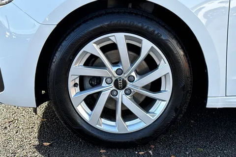 PJ72BRV Audi A1 1.0 TFSI 30 Sport Sportback Euro 6 (s/s) 5dr Thumbnail #14