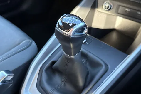 PJ72BRV Audi A1 1.0 TFSI 30 Sport Sportback Euro 6 (s/s) 5dr Thumbnail #24