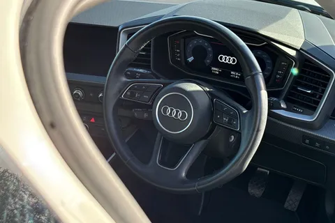 PJ72BRV Audi A1 1.0 TFSI 30 Sport Sportback Euro 6 (s/s) 5dr Thumbnail #32