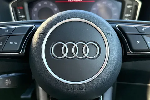 PJ72BRV Audi A1 1.0 TFSI 30 Sport Sportback Euro 6 (s/s) 5dr Thumbnail #35