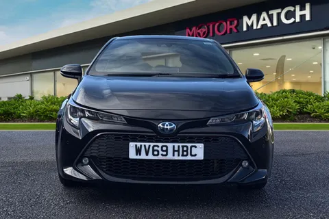 WV69HBC Toyota Corolla 1.8 VVT-h Design CVT Euro 6 (s/s) 5dr Thumbnail #6